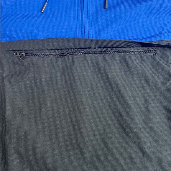Under Armour Royal Blue and Black Pullover - Picture 3 of 9